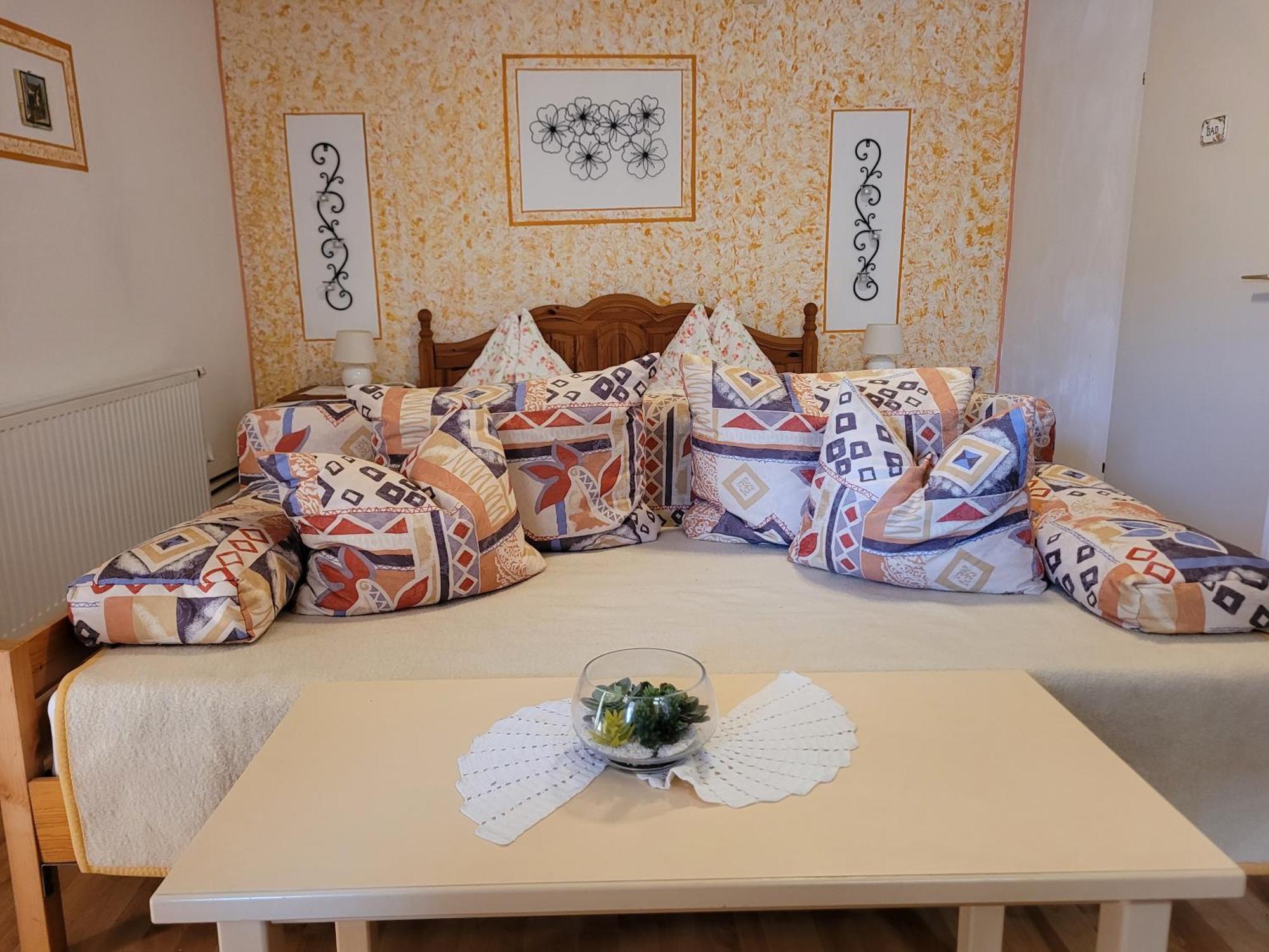 Arkadenhof Kurtz Hotel Markt Allhau Bagian luar foto